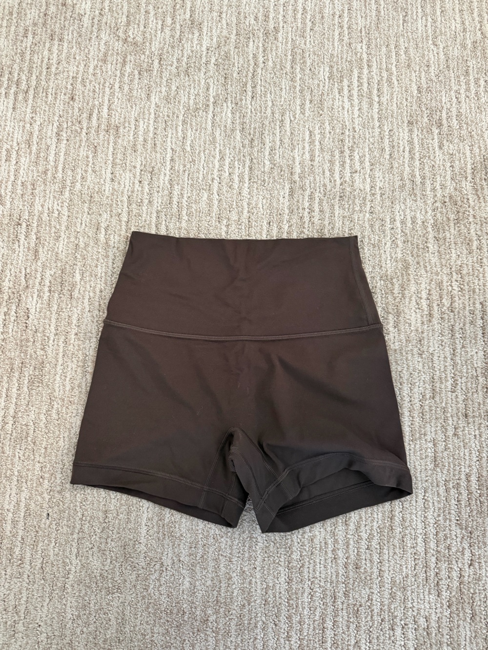 Lululemon Align High-Rise Short 4 inch in Brown